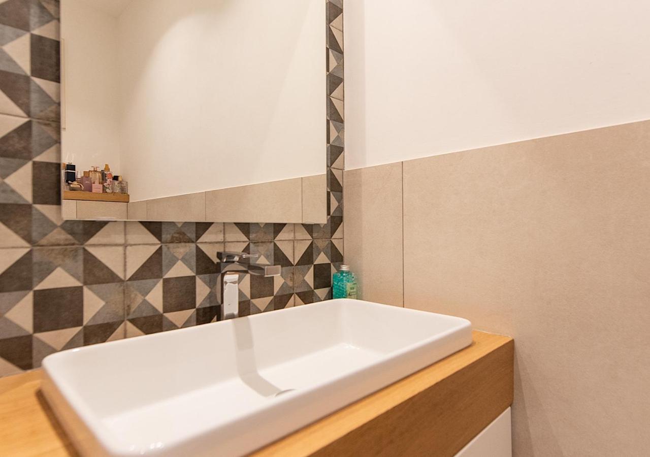 Porta Nuova Suite Comodita In Centro A Torino Екстериор снимка